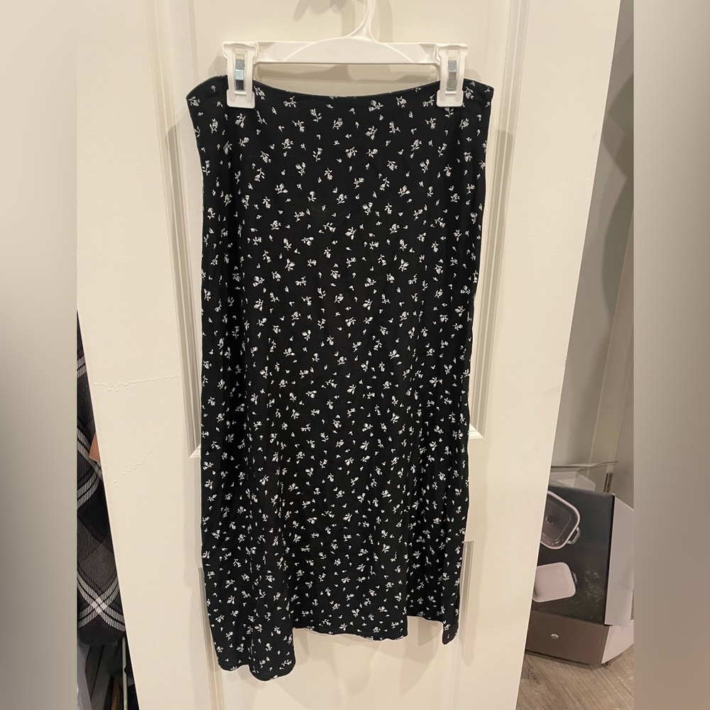 Brandy Melville floral midi skirt